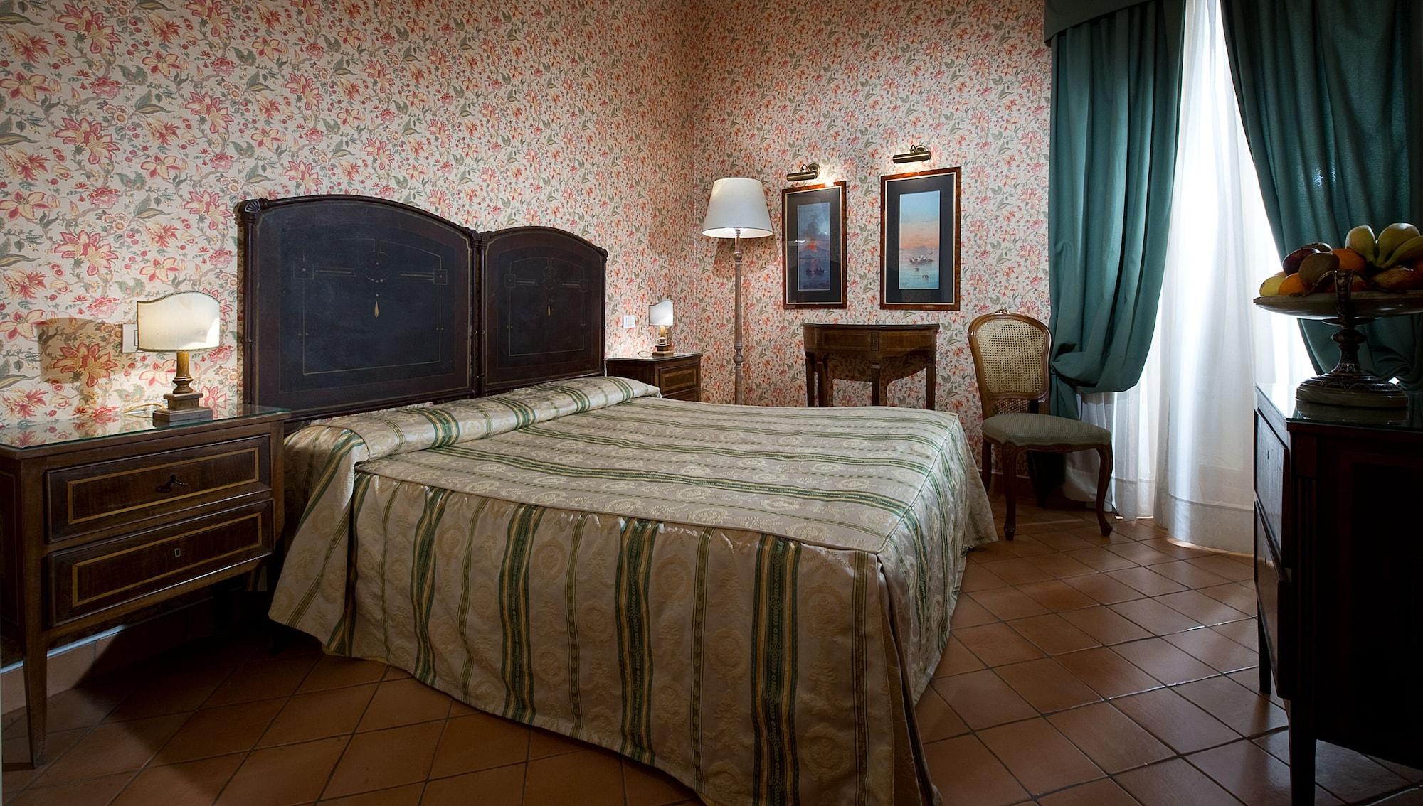 Chiaja Hotel De Charme Napoli Camera foto