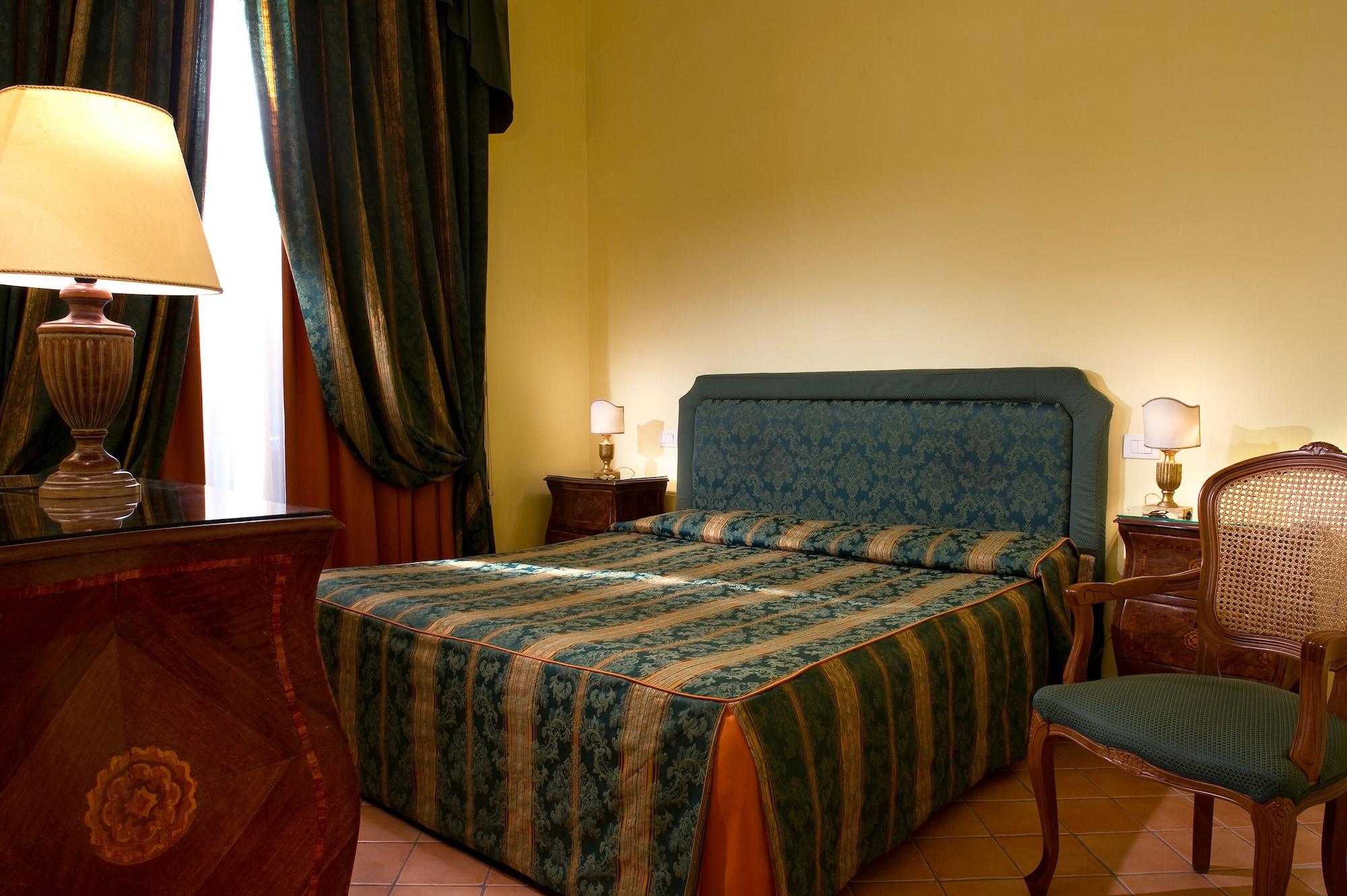 Chiaja Hotel De Charme Napoli Camera foto